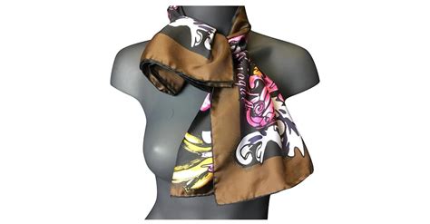 foulard soie prada|Foulard en soie à motif .